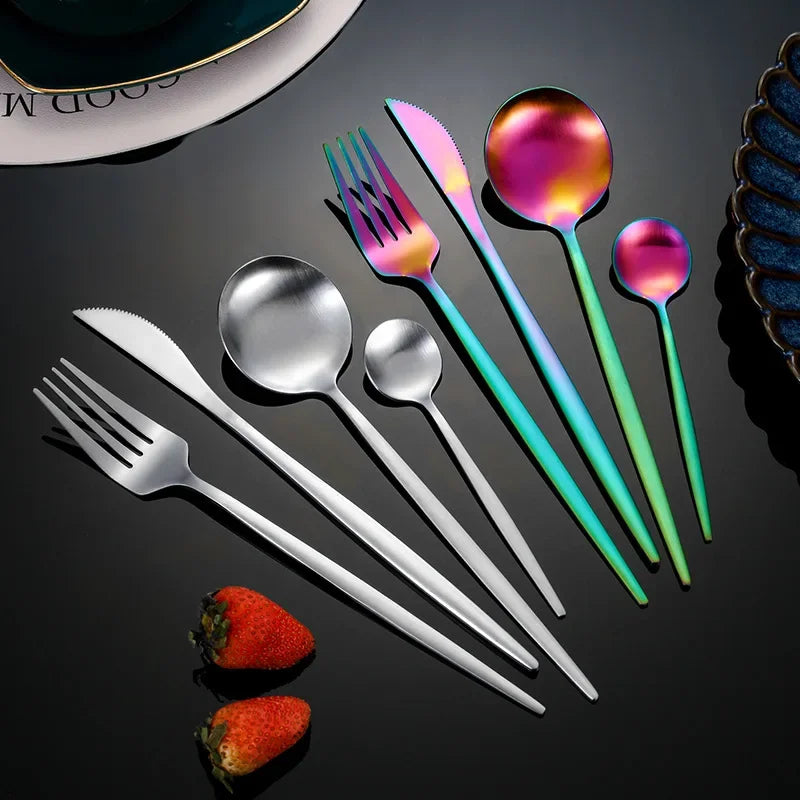 SacredHut | RefinedTable | 30-piece cutlery set