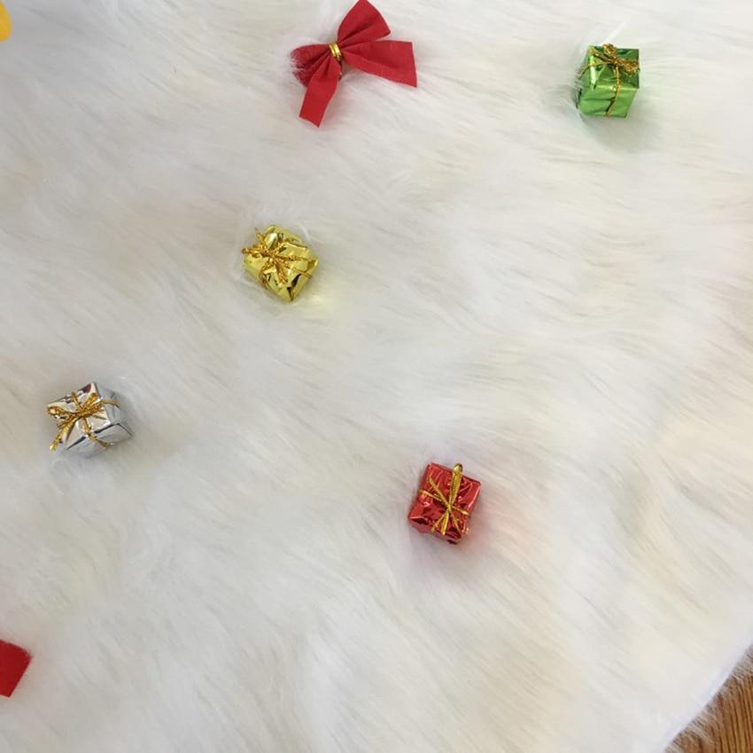 White Faux Fur Christmas Tree Skirt, 31–59 Inch Diameters - product view 3
