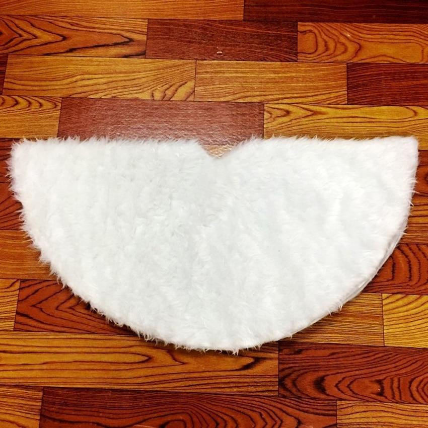 White Faux Fur Christmas Tree Skirt, 31–59 Inch Diameters - product view 4