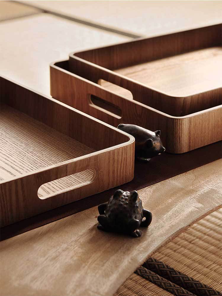 SacredHut | Slim, round serving trays made of wood