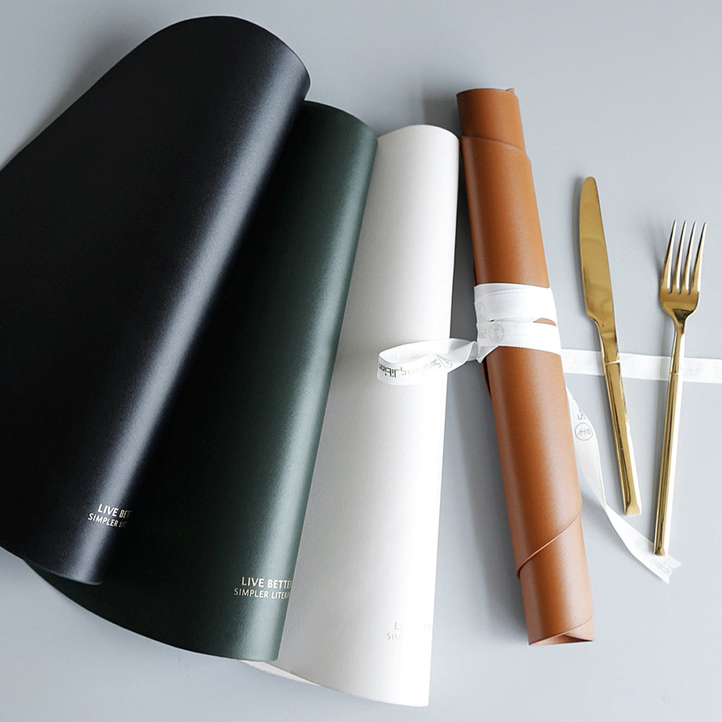 SacredHut | 4 Colors Triangle Placemat Set