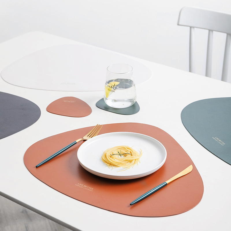 SacredHut | 4 Colors Triangle Placemat Set